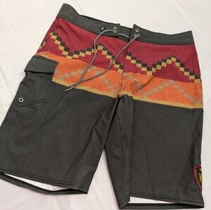 Vans swim trunks size 32, multicolor in great condition